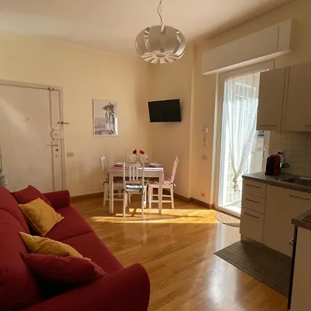 Apartament Mon-tis Paolo V - Vicino Metro Cornelia *